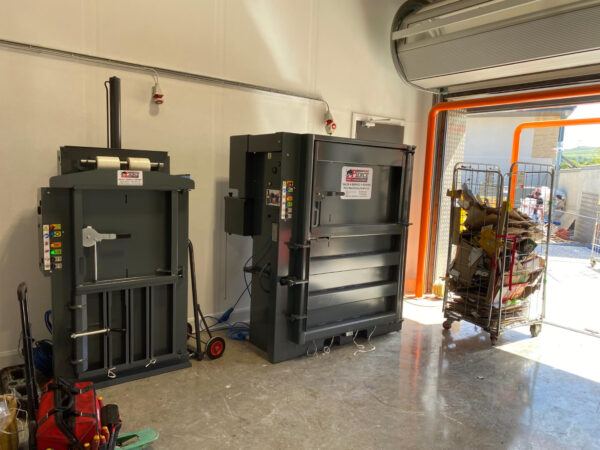 75 and LH300 Single Phase Balers