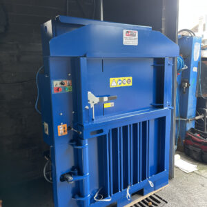 100-150kg baler in blue